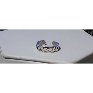 NEW~Super Cute 925 Sterling Silver Moon & Star Cut Out Toe Ring